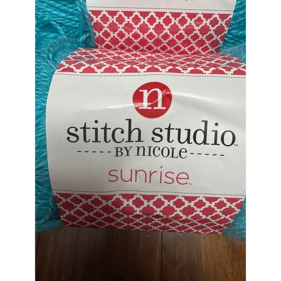Stitch‎ Studio by Nicole Sunrise Yarn Brookside Blue Bulky Lot of 2 - Picture 2 of 5